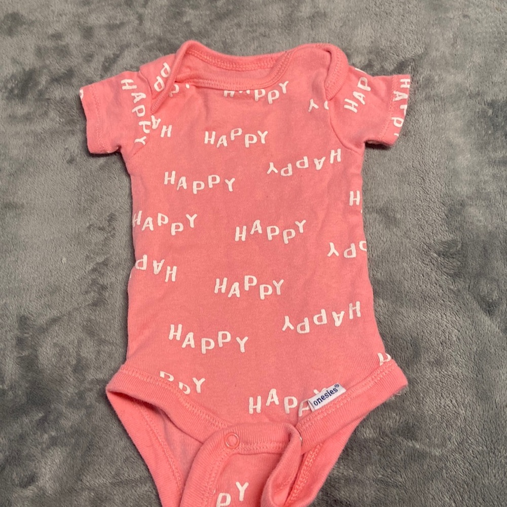 Gerber Onesies “Happy” Pink Onesie Baby Girls Size Newborn